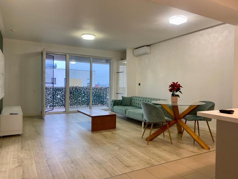 Apartament cu vedere la lac, Complex Valetta, Baneasa, 61 mp + terasa